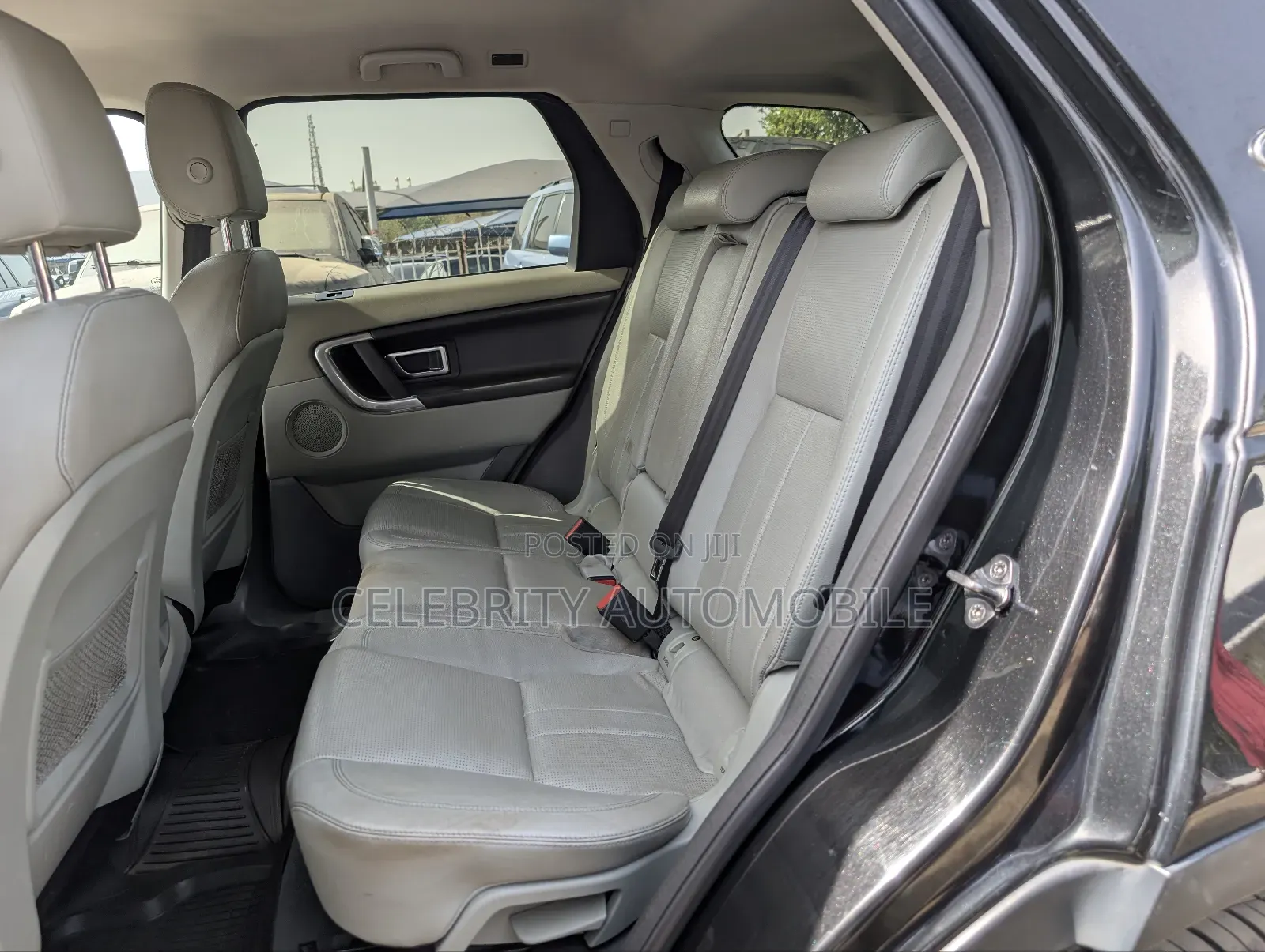 Land Rover Discovery 2015 Black