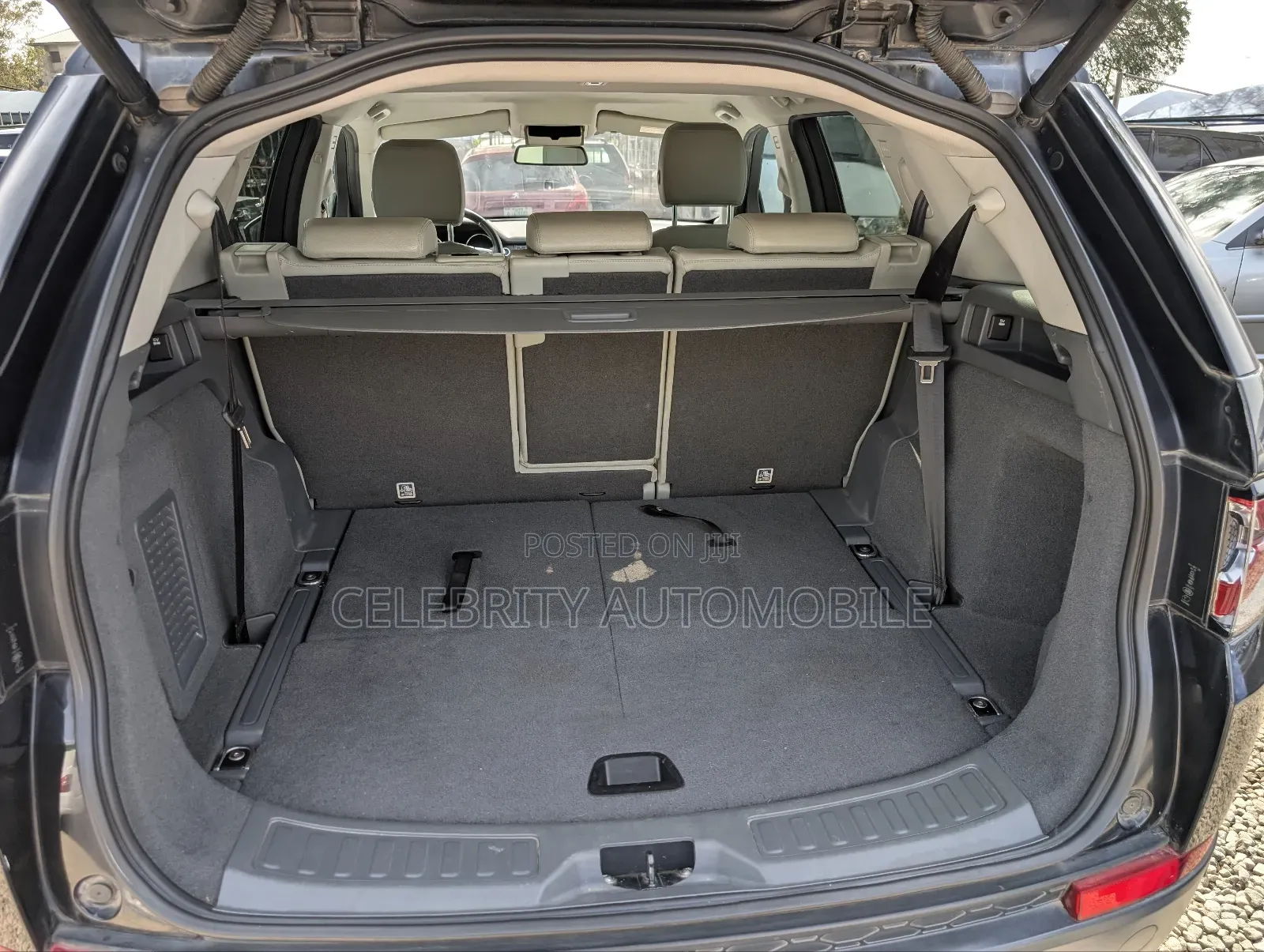 Land Rover Discovery 2015 Black