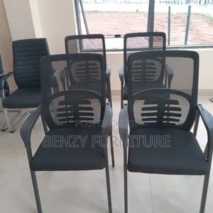 Visitors Chair/Office Chair