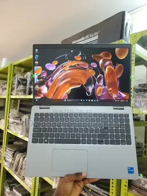 Laptop Dell Latitude 5540 32GB Intel Core i5 SSD 512GB
