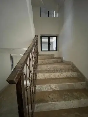 5bdrm Townhouse / Terrace in Jahi for rent