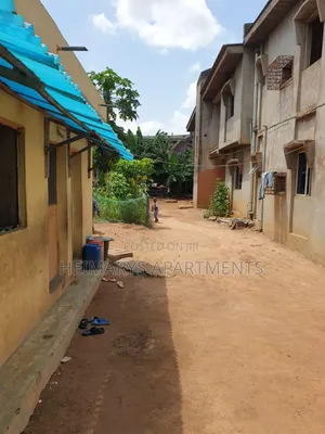 9bdrm Duplex in Pen Cinema for sale