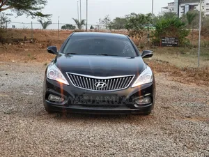 Photo - Hyundai Grandeur 2014 Black