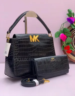 Photo - Michael Kors High Quality Ladies Hand Bag