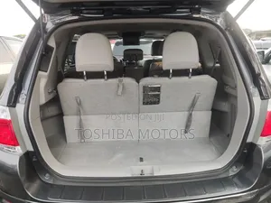 Toyota Highlander Limited 3.5l 4WD 2013 Gray
