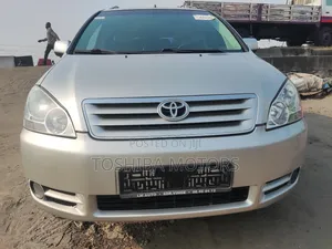 Toyota Avensis 2007 Silver