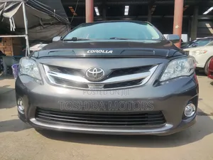 Toyota Corolla 2011 Gray