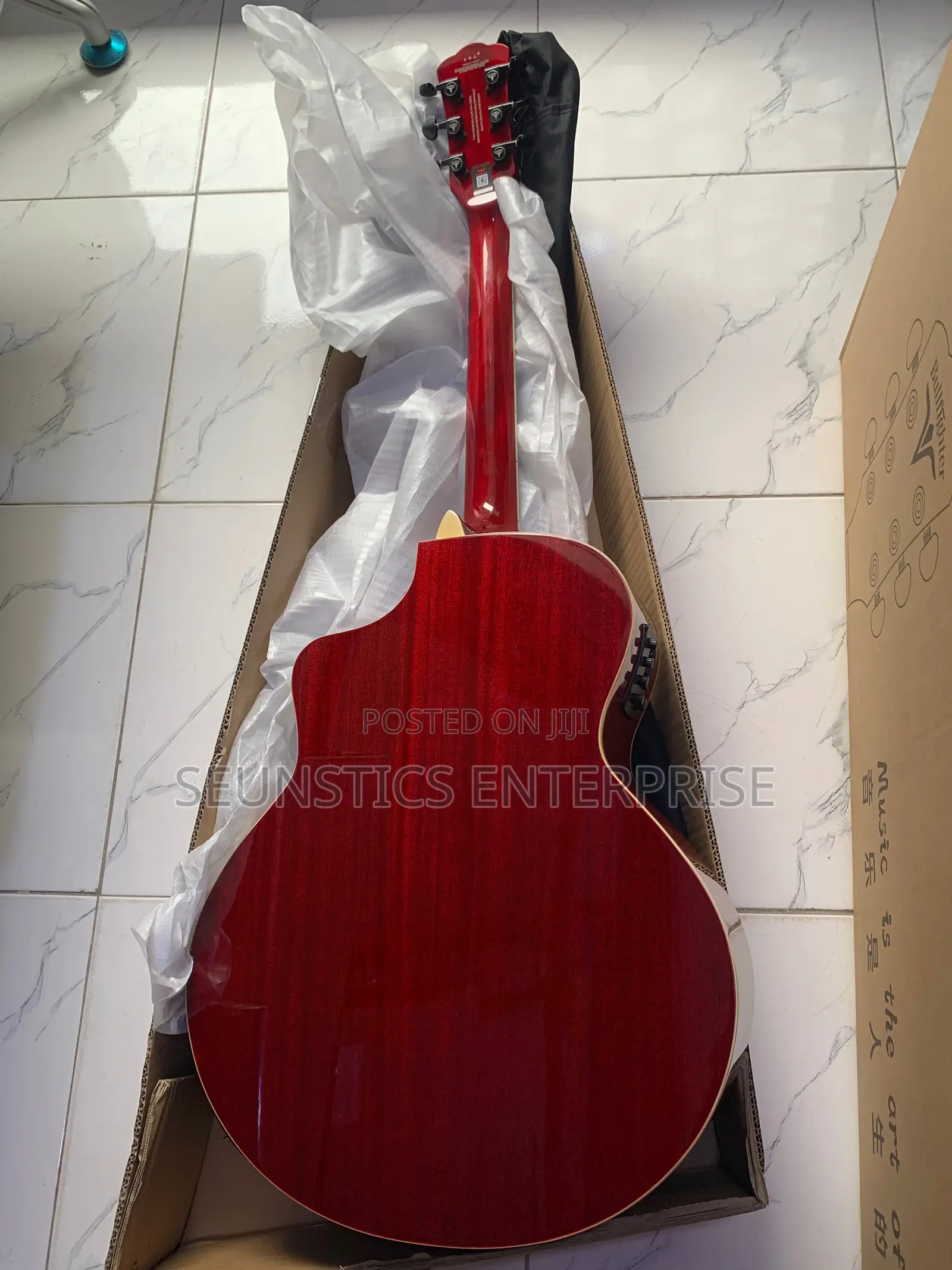 Quality Bullfighter Electro Acoustic Guitar