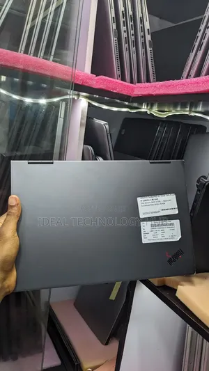 Laptop Lenovo ThinkPad X1 Yoga 16GB Intel Core i7 SSD 256GB