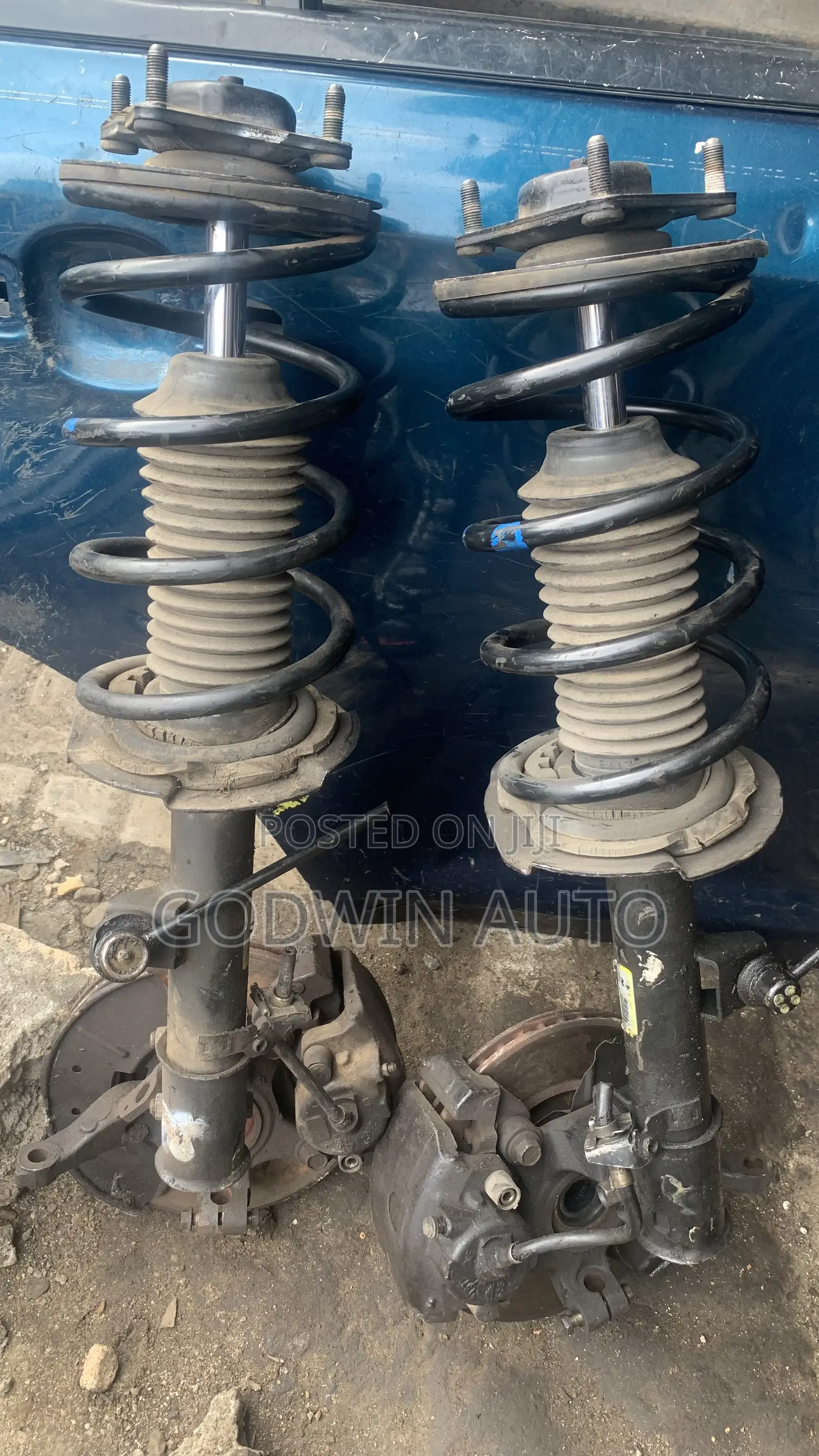 Front Shock Ford Escape 2010