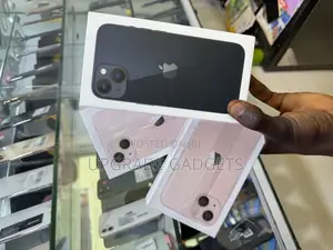 New Apple iPhone 13 128 GB Blue