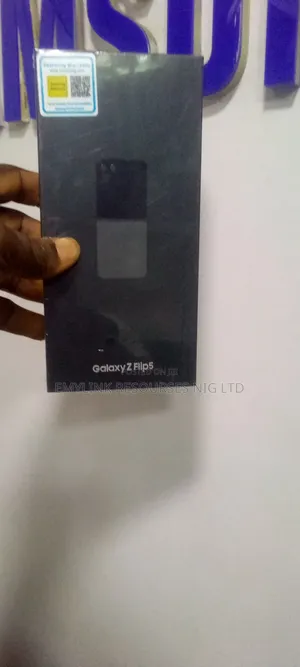 New Samsung Galaxy Z Flip 5 512 GB Gray