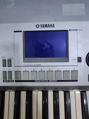 Yamaha PSR S500