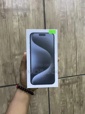 New Apple iPhone 15 Pro Max 256 GB Black
