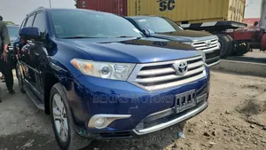 Toyota Highlander 2012 Blue