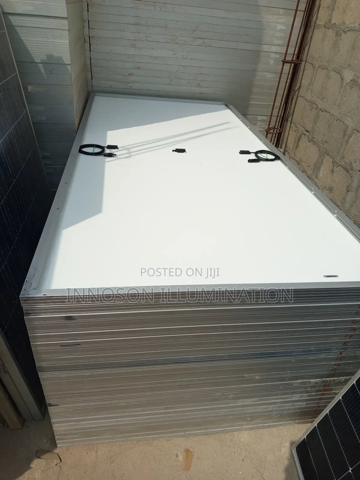 715w Solar Mono Panels