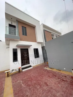 Furnished 3bdrm Duplex in Alimosho for sale
