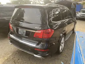 Mercedes-Benz GL-Class GL 550 2013 Black