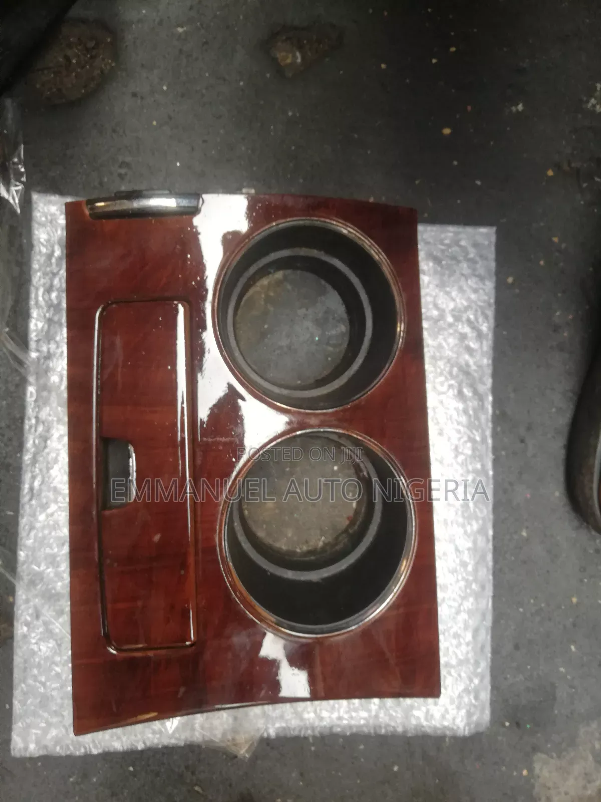 Cup Holder Toyota Venza