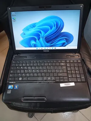 Laptop Toshiba 8GB Intel Core 2 Duo HDD 320GB