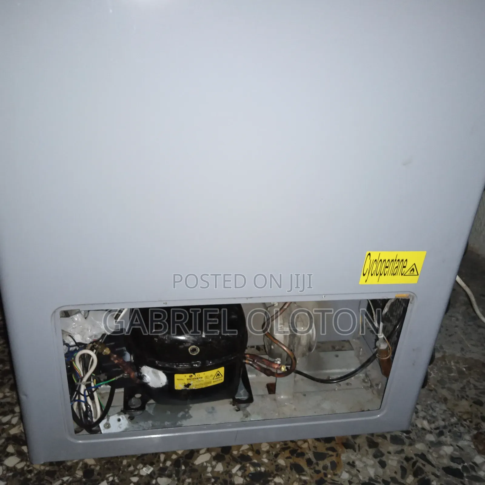 Deep Freezer and Chillers Repair