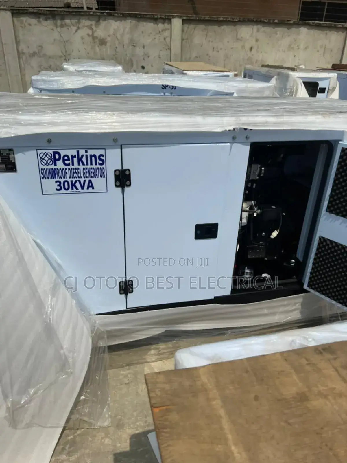 30kva Perkins Generator Soundproof 100%Copper