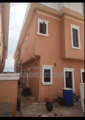 5bdrm Duplex in Ago Palace for sale
