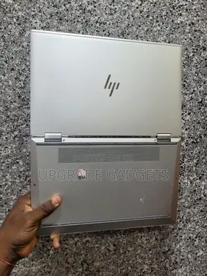Laptop HP EliteBook 1040 G8 256GB Intel Core I5 SSHD+SSD 16 GB