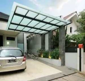 Uniquely Designed Glass Roof
