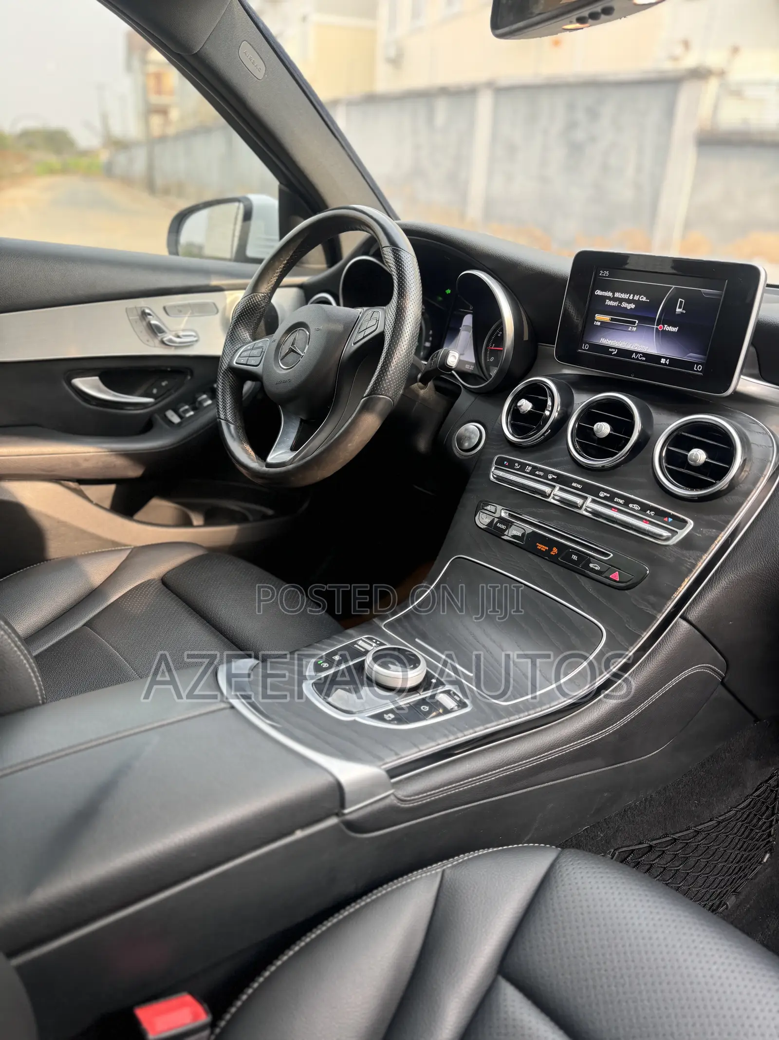 Mercedes-Benz GLC-Class 2019 White