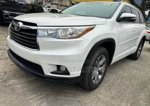 Photo - Toyota Highlander 2014 White