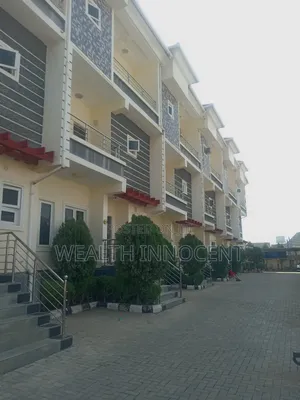 4bdrm Duplex in Guzape District for sale