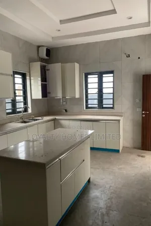 Newly Built 5 Bedroom Fully Detached Duplex With BQ