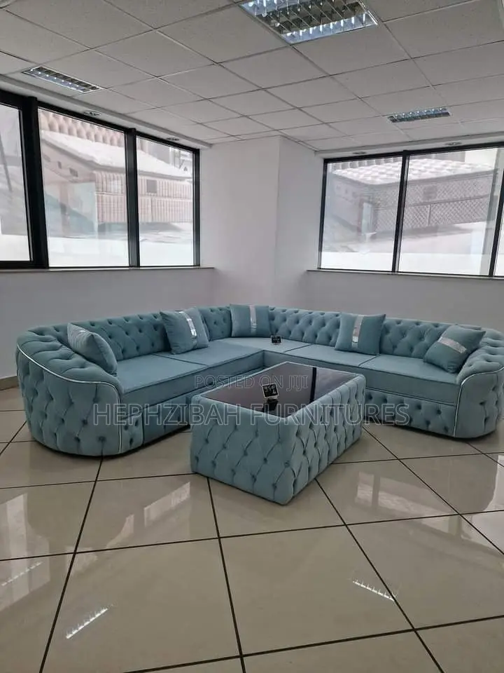 L Shaped Chesterfield Sofa With Center Table