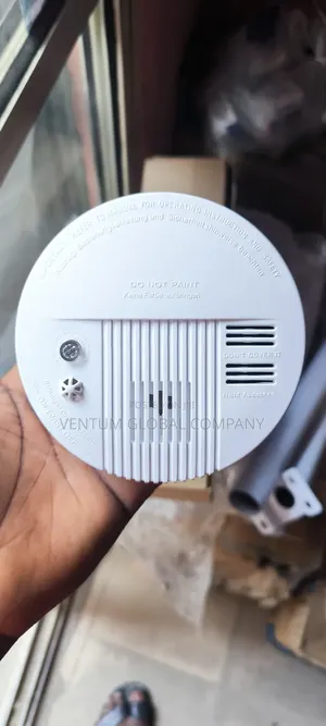 Smoke Detector Battery and Electricity