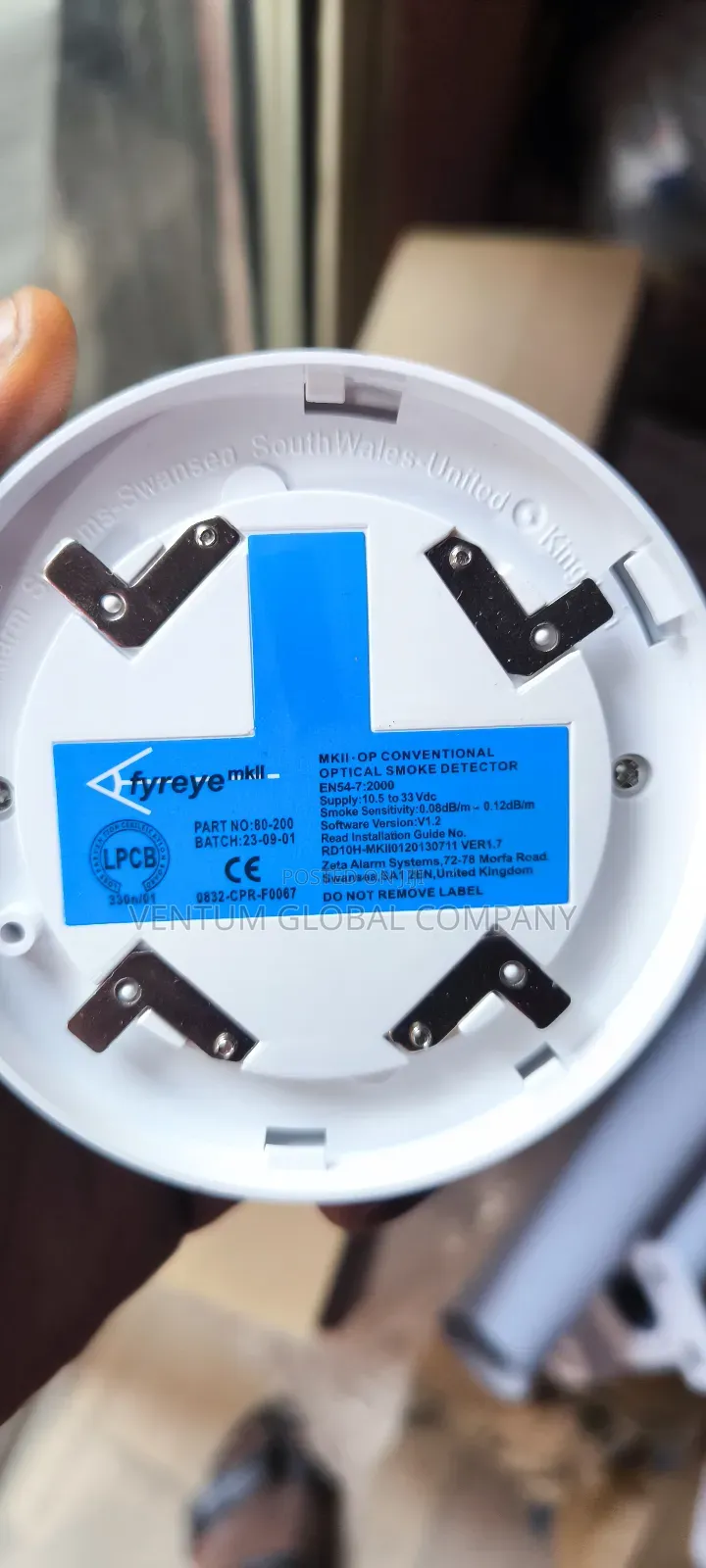 Smoke Detector Battery and Electricity