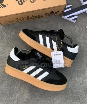 Unisex Adidas Single Sole Lace Up Sneakers