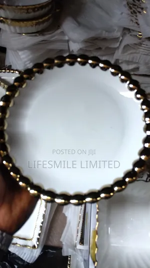 Royal Breakable Plates( Dozen)