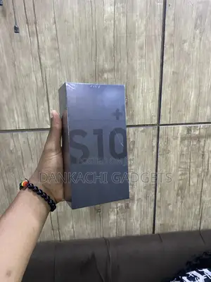 New Samsung Galaxy S10 Plus 128 GB Blue