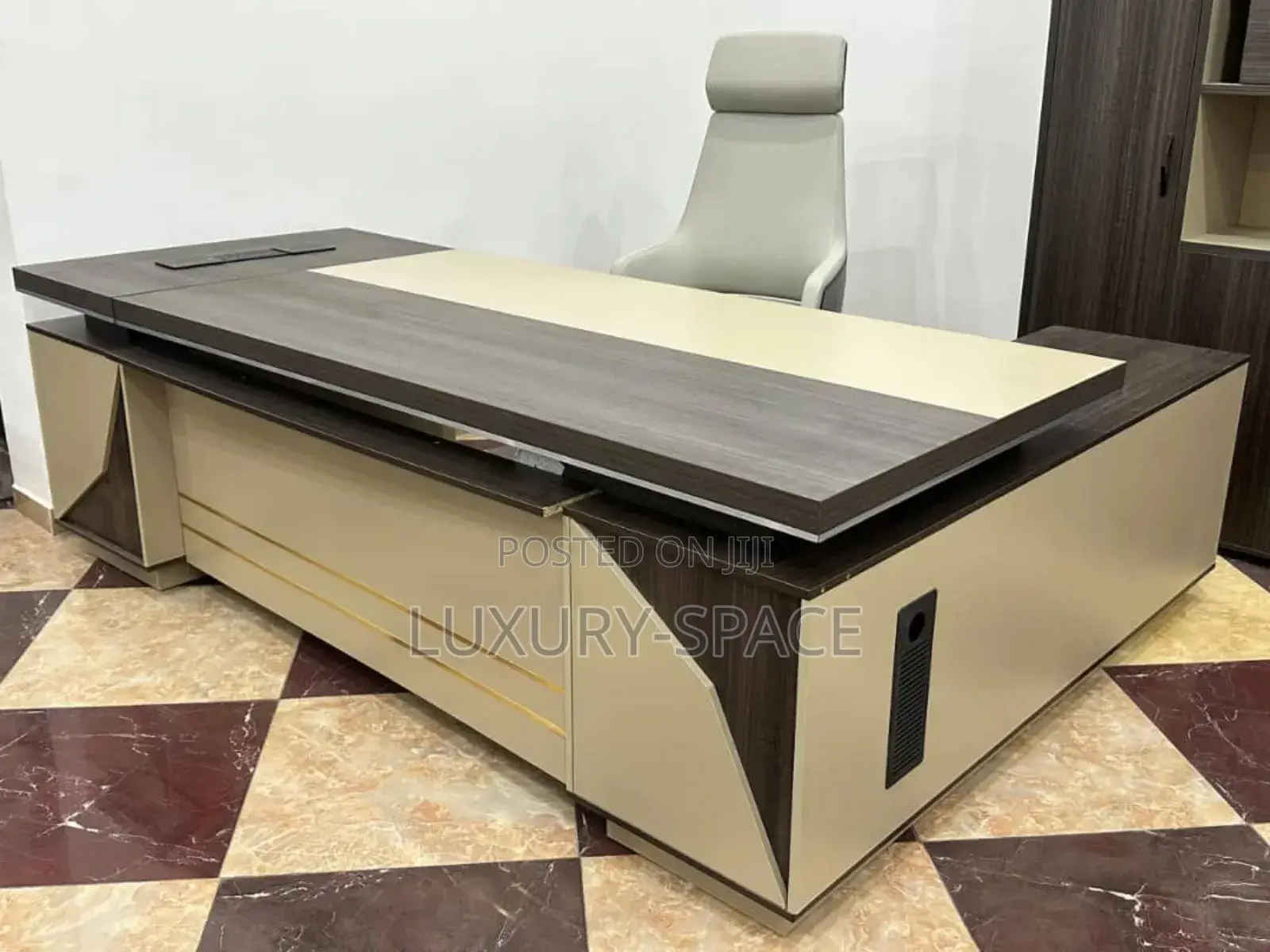 Executive Director Office Table 2.4metres