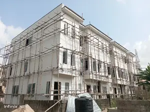 4bdrm Townhouse/Terrace in Cement for Sale