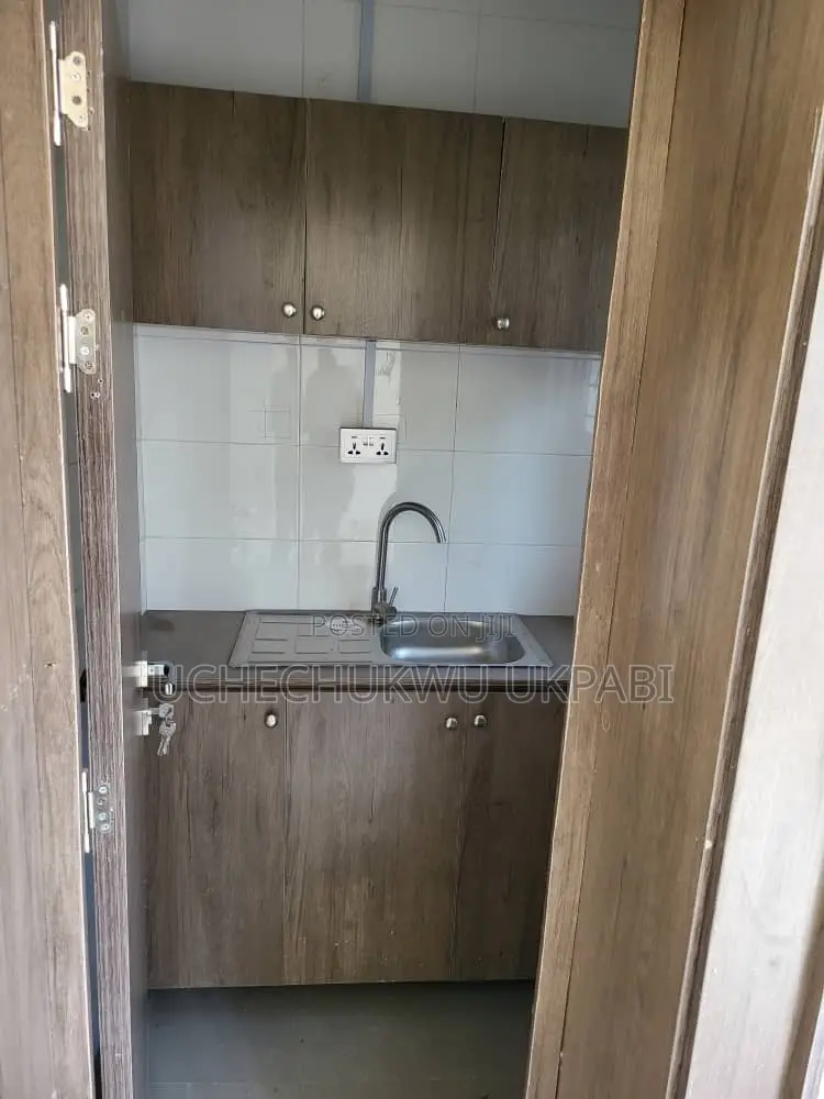 Studio Apartment in Admiralty Estate, Asokoro for rent