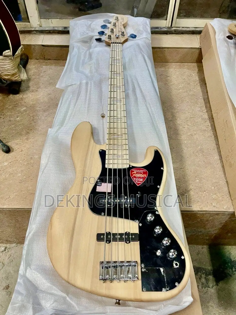 Fender Squier Jazz Active Bass Electric Guitar 5 Strings