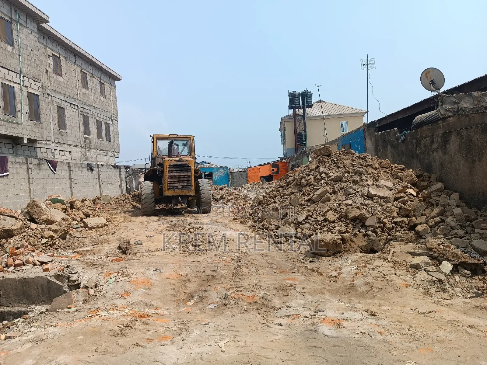 Good Payloader Machine Available for Hire in Lagos