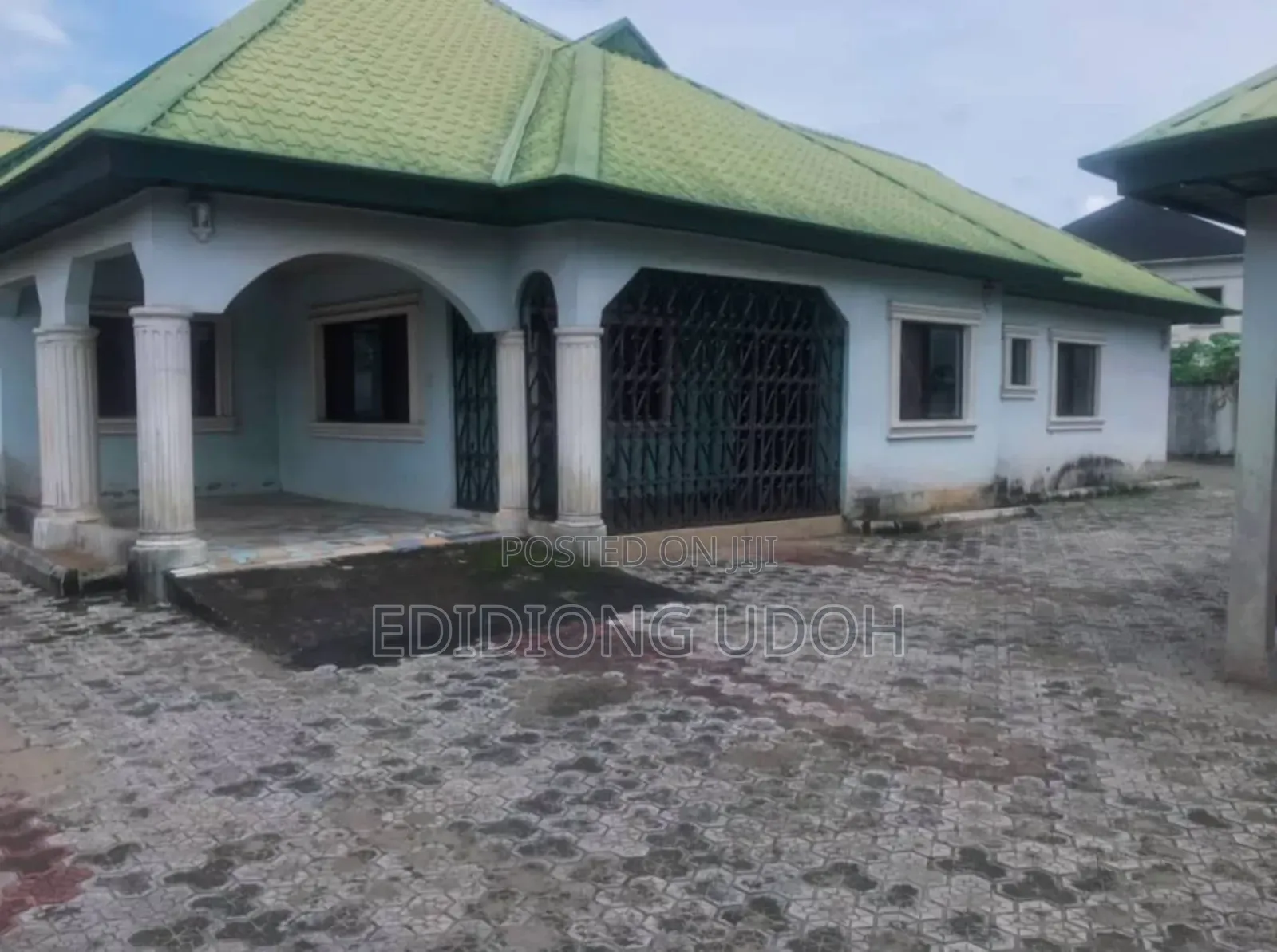 5bdrm Block of Flats in Shelter Afrique for sale