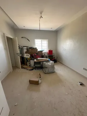4bdrm Duplex in In An Estate Around for rent