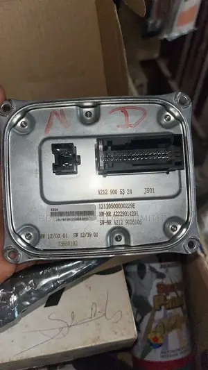 W212 E350headlights Charger