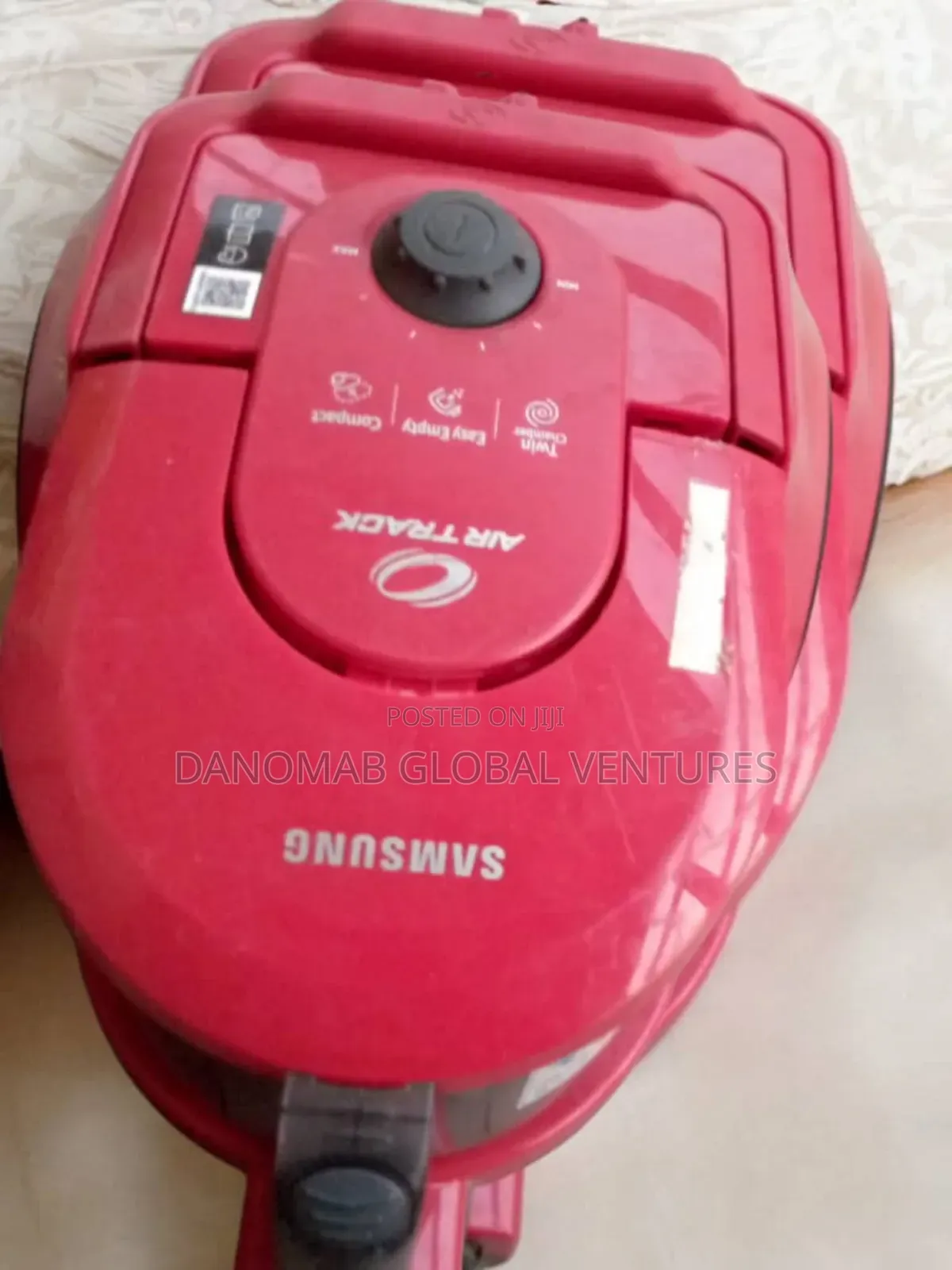 Samsung Airtrack Superior Vacuum Cleaner With Speed Control
