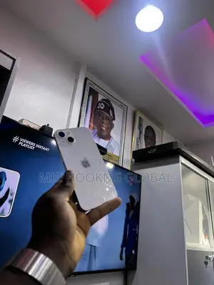 Apple iPhone 13 128 GB Silver