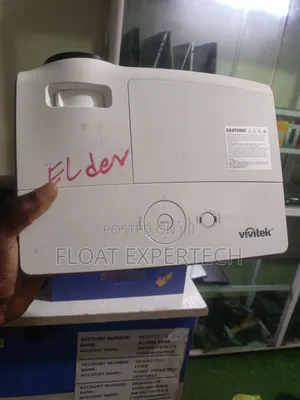 Vivitek Projector